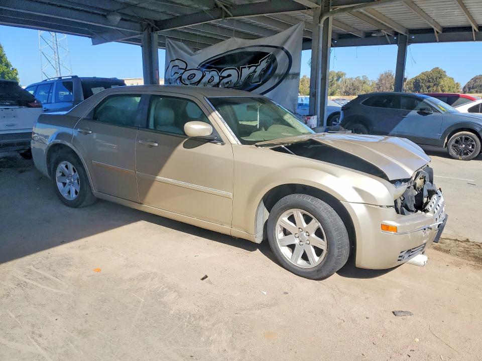 Photo 4 from auction – 2007 CHRYSLER 300 with VIN 2C3LA53G77H648686