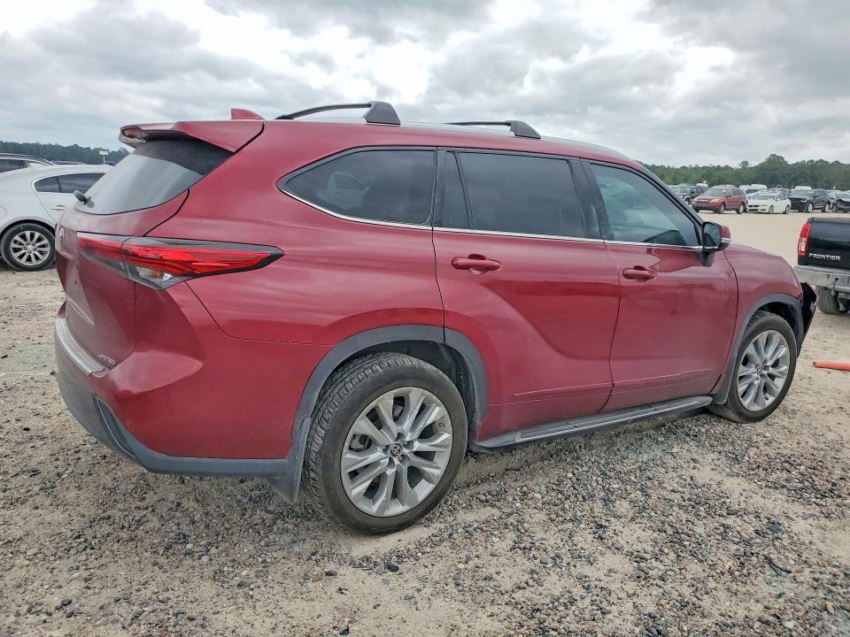 صورة رقم 3 من المزاد - 2021 TOYOTA HIGHLANDER مع VIN 5TDYZRAH9MS522002