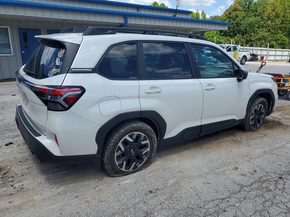 Photo 3 from auction – 2025 SUBARU FORESTER with VIN JF2SLDBC9SH582832