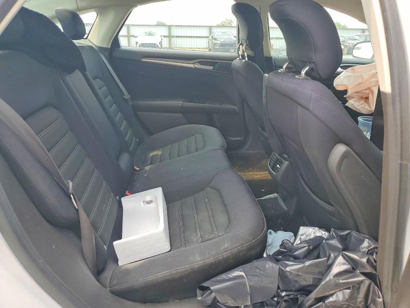 Photo 10 from auction – 2013 FORD FUSION with VIN 3FA6P0H74DR119768