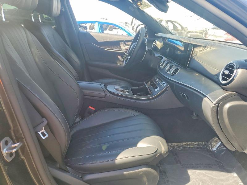 Photo 7 from auction – 2022 MERCEDES-BENZ E with VIN W1KZF5KB4NB024000
