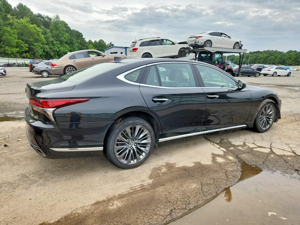 Photo 3 from auction – 2018 LEXUS LS with VIN JTHC5LFF3J5002467