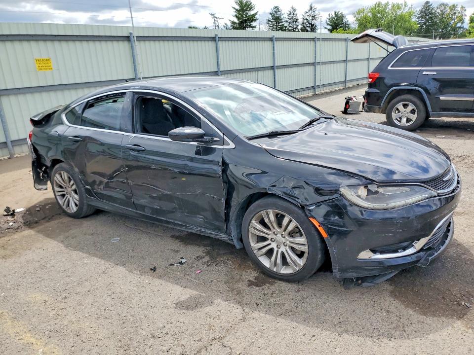 Photo 4 from auction – 2015 CHRYSLER 200 with VIN 1C3CCCAB6FN755899
