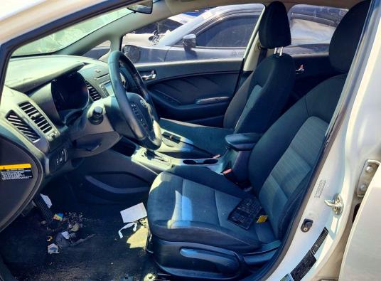 Photo 7 from auction – 2014 KIA FORTE with VIN KNAFX4A85E5115573