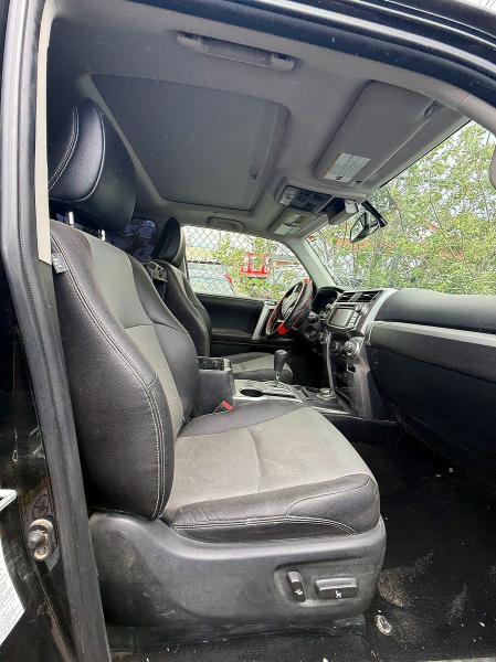 Photo 5 from auction – 2018 TOYOTA 4RUNNER with VIN JTEBU5JR3J5536724