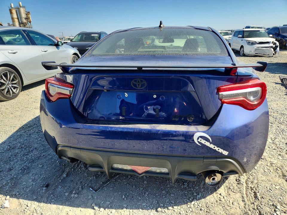 Photo 6 from auction – 2018 TOYOTA 86 with VIN JF1ZNAE13J9701585
