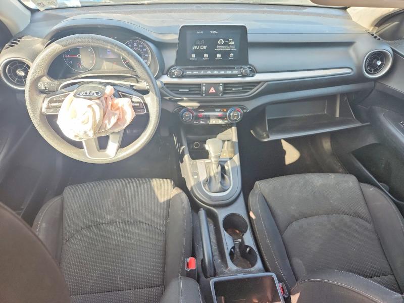 Photo 8 from auction – 2019 KIA FORTE with VIN 3KPF24AD0KE109730