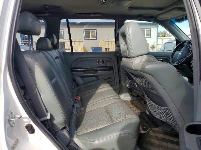 Photo 11 from auction – 2005 HONDA PILOT with VIN 2HKYF18625H541917