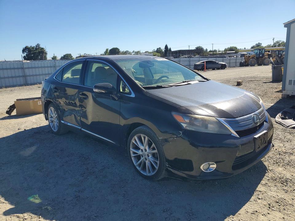 Photo 4 from auction – 2010 LEXUS HS with VIN JTHBB1BA5A2012809