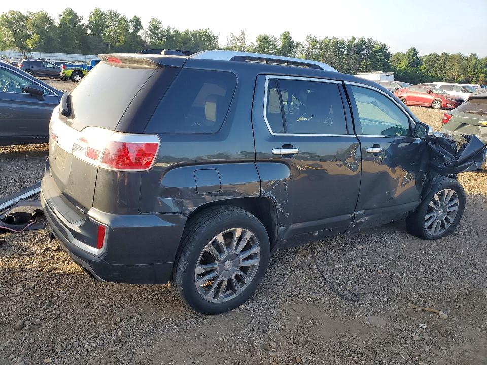 Photo 3 from auction – 2017 GMC TERRAIN with VIN 2GKFLVE35H6115752