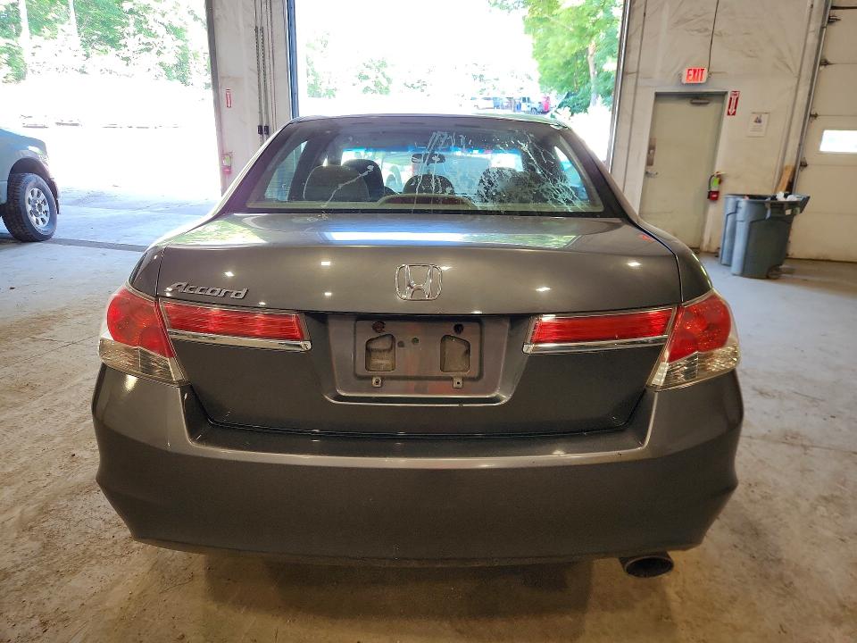 Photo 6 from auction – 2011 HONDA ACCORD with VIN 1HGCP2F70BA023995