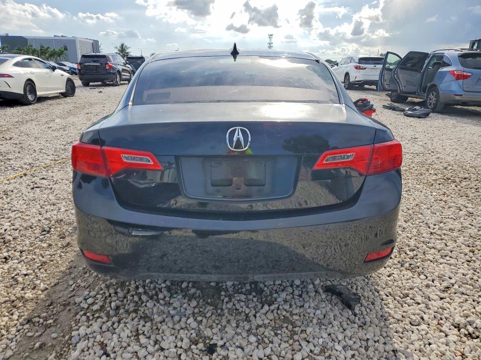 Photo 6 from auction – 2013 ACURA ILX with VIN 19VDE1F35DE000446