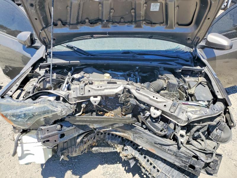 Photo 11 from auction – 2018 TOYOTA COROLLA with VIN 2T1BURHE0JC055282