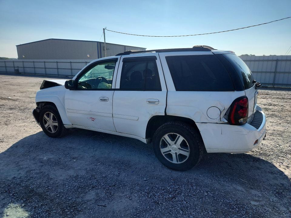 Photo 2 from auction – 2006 CHEVROLET TRAILBLAZER with VIN 1GNDT13S162209828