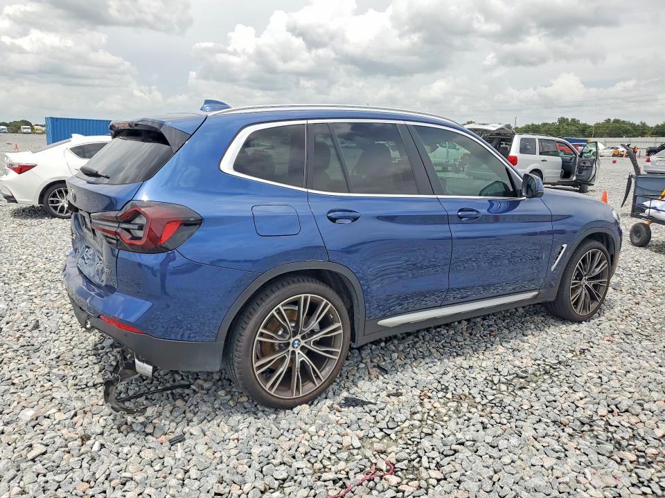 Photo 3 from auction – 2023 BMW X3 with VIN 5UX43DP05P9R48064