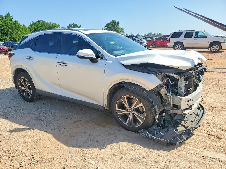 Photo 4 from auction – 2023 LEXUS RX 350 with VIN JTJCHMAA6P2009804