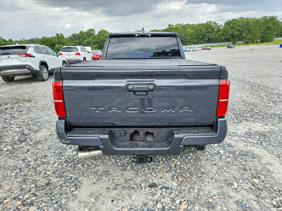 Photo 6 from auction – 2026 TOYOTA TACOMA with VIN 3TMLB5FN5TM059361