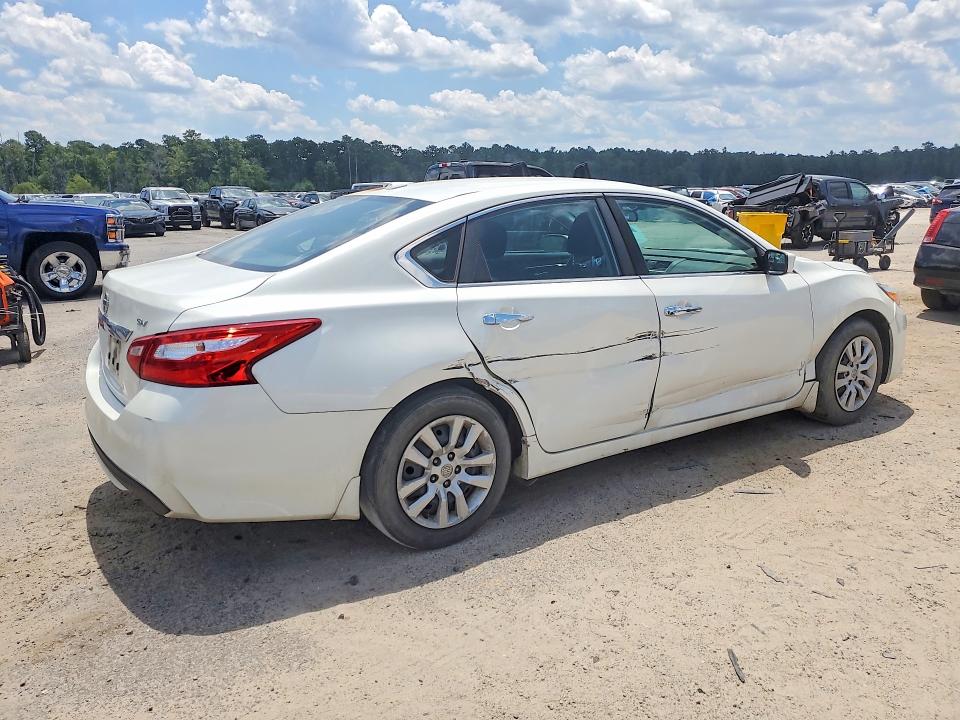 Photo 3 from auction – 2016 NISSAN ALTIMA with VIN 1N4AL3AP0GC156062