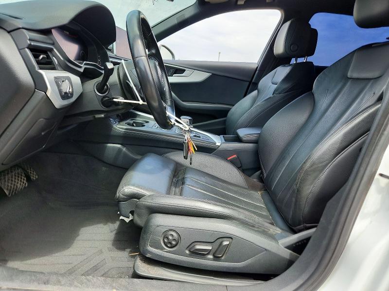Photo 7 from auction – 2017 AUDI A4 with VIN WAUENAF48HN017129