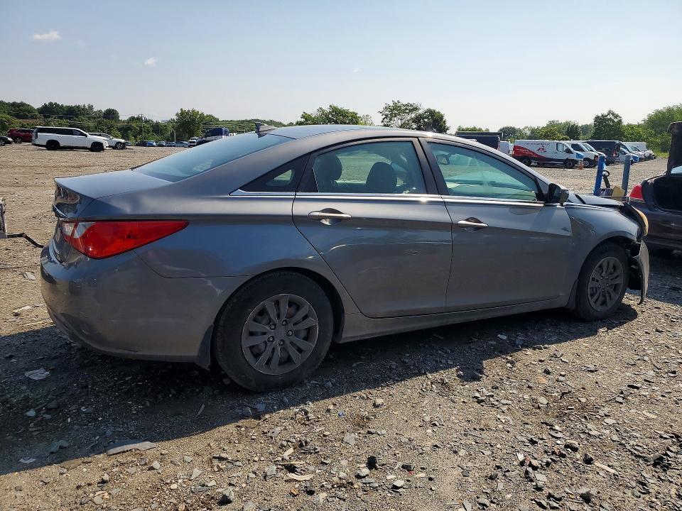 Foto 3 de la subasta – 2012 HYUNDAI SONATA con VIN 5NPEB4AC6CH381764