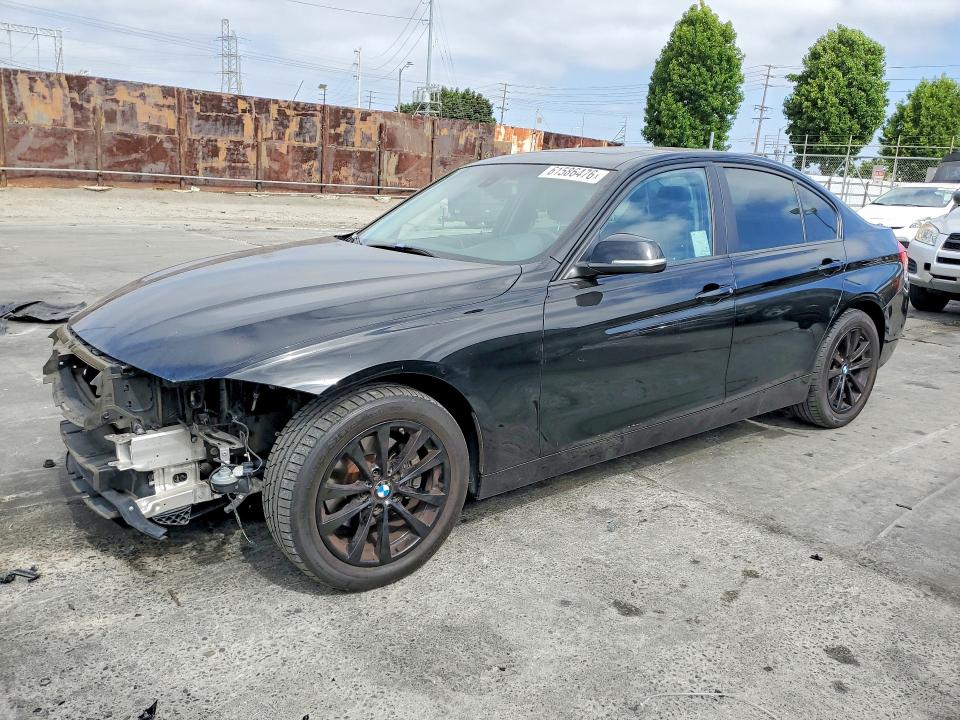 BMW 320 2017 with VIN WBA8E1G39HNU18885 - Photo from auction