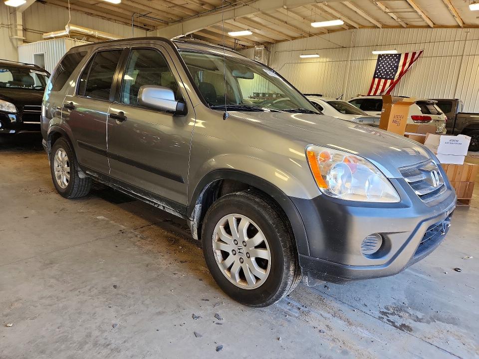 Photo 4 from auction – 2005 HONDA CR-V with VIN JHLRD78875C060591
