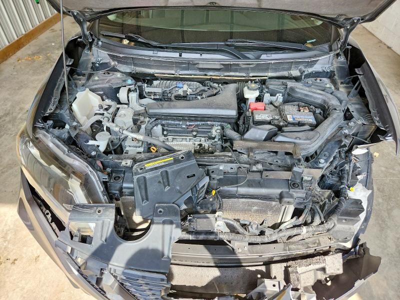 Photo 11 from auction – 2018 NISSAN ROGUE with VIN 5N1AT2MTXJC758239