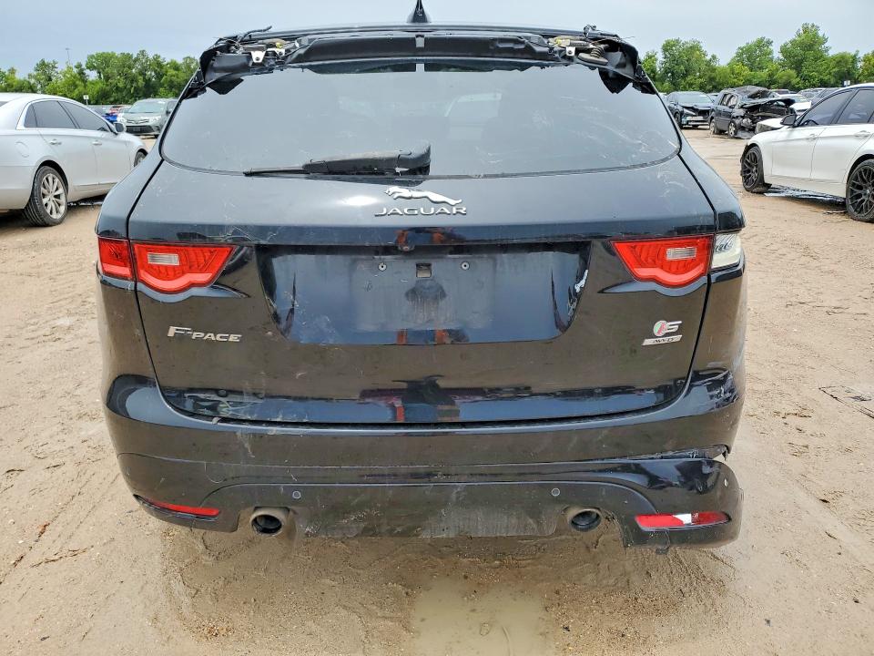 Photo 6 from auction – 2017 JAGUAR F-PACE with VIN SADCM2BV5HA082890