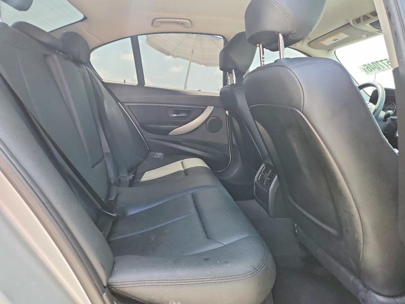 Photo 10 from auction – 2014 BMW 320 with VIN WBA3B1G55ENN90461
