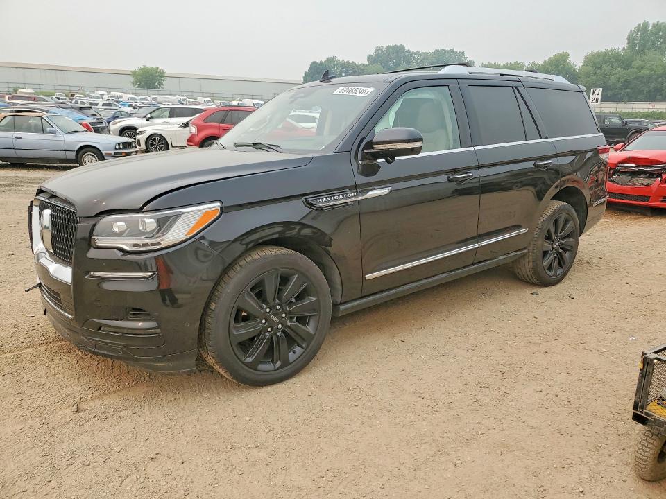 Photo 1 from auction – 2024 LINCOLN NAVIGATOR with VIN 5LMJJ2LG5REL20428