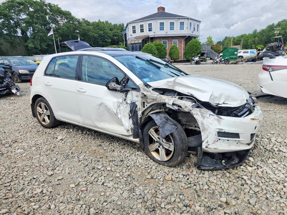 Photo 4 from auction – 2017 VOLKSWAGEN GOLF with VIN 3VW217AU6HM061309