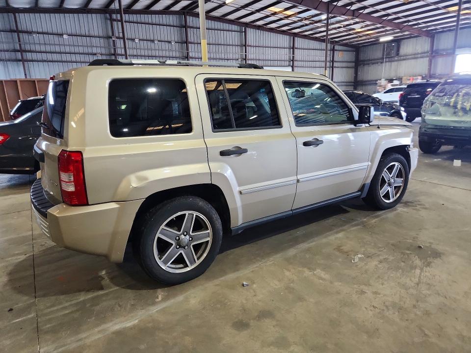 Photo 3 from auction – 2009 JEEP PATRIOT with VIN 1J4FT48B79D141078