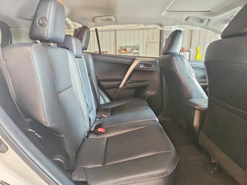 Photo 11 from auction – 2013 TOYOTA RAV4 with VIN JTMDFREVXDD027097