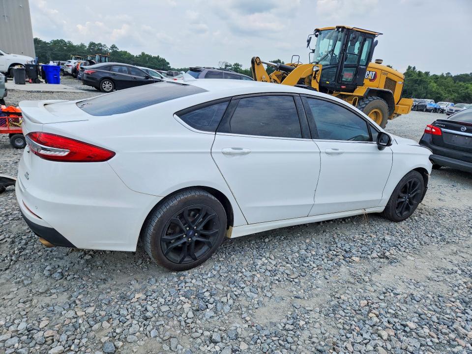 Zdjęcie 3 z aukcji – 2019 FORD FUSION z VIN 3FA6P0HD5KR147906