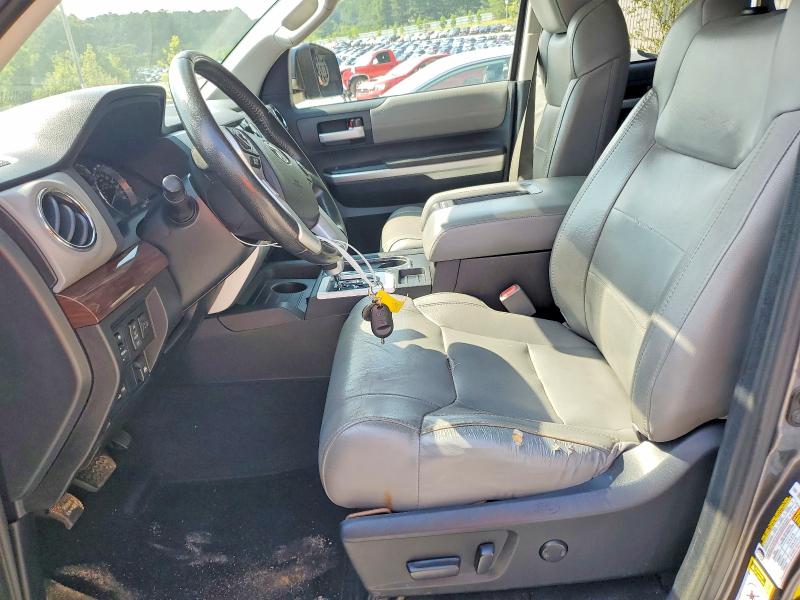 Photo 7 from auction – 2014 TOYOTA TUNDRA with VIN 5TFFY5F17EX155823