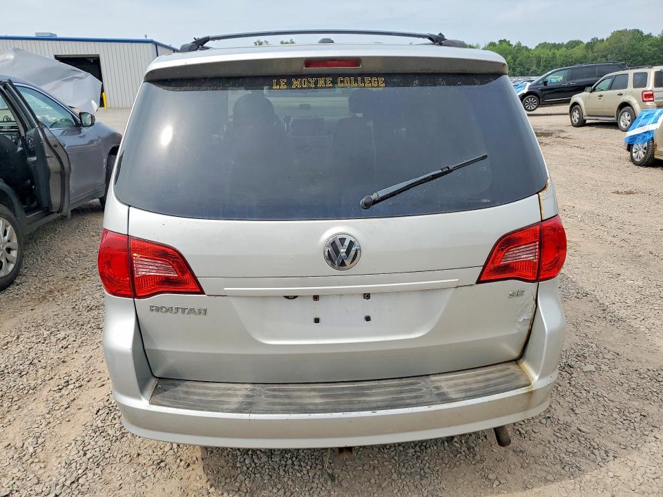 Photo 6 from auction – 2009 VOLKSWAGEN ROUTAN with VIN 2V8HW34169R586054
