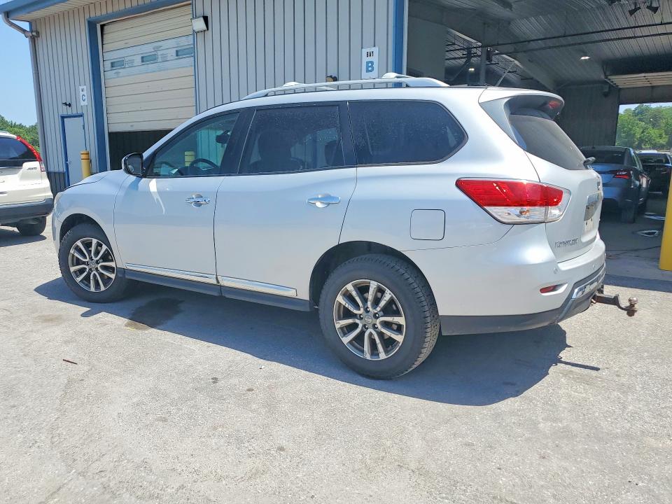 Photo 2 from auction – 2013 NISSAN PATHFINDER with VIN 5N1AR2MM6DC609466