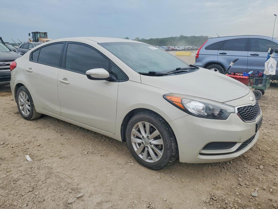 Фото 4 с аукциона – 2014 KIA FORTE с VIN KNAFX4A60E5063610