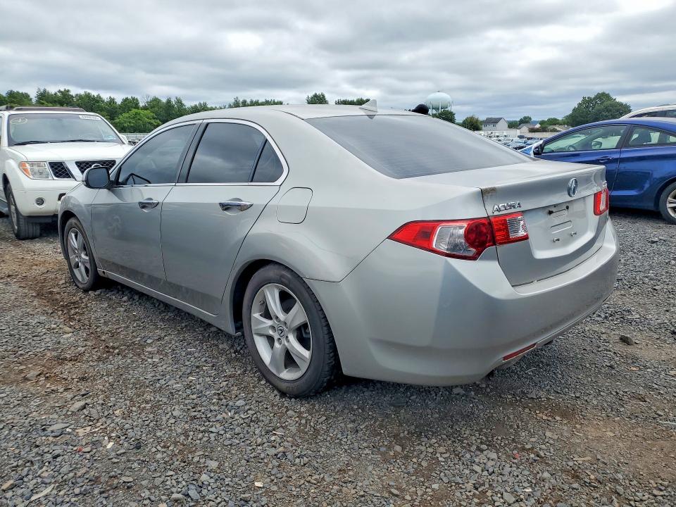 Photo 2 from auction – 2010 ACURA TSX with VIN JH4CU2F60AC036486
