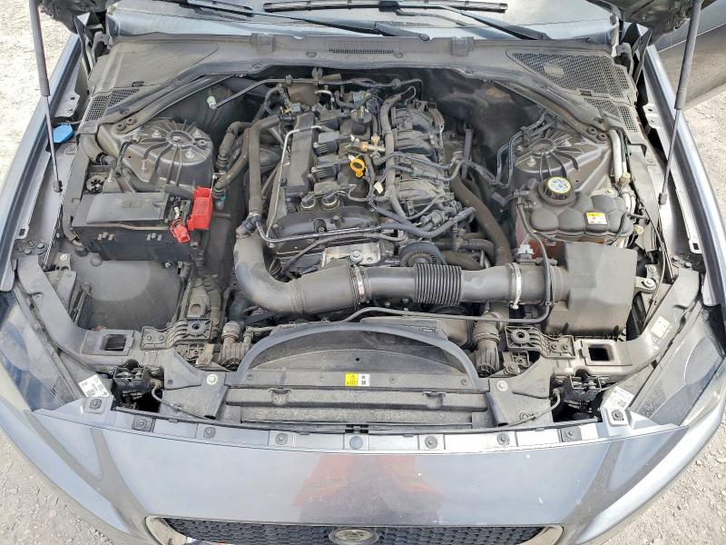 Photo 11 from auction – 2017 JAGUAR XE with VIN SAJAD4BG5HA958777