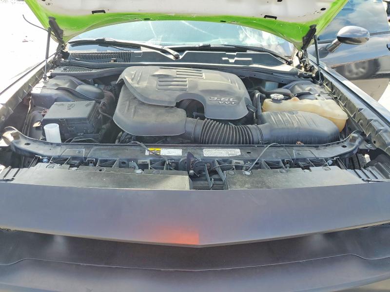 Photo 11 from auction – 2018 DODGE CHALLENGER with VIN 2C3CDZAGXJH245374