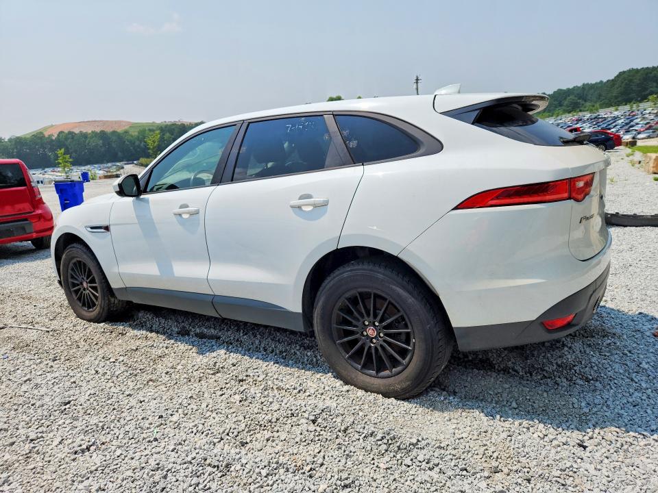 Photo 2 from auction – 2017 JAGUAR F-PACE with VIN SADCS2BV3HA062837