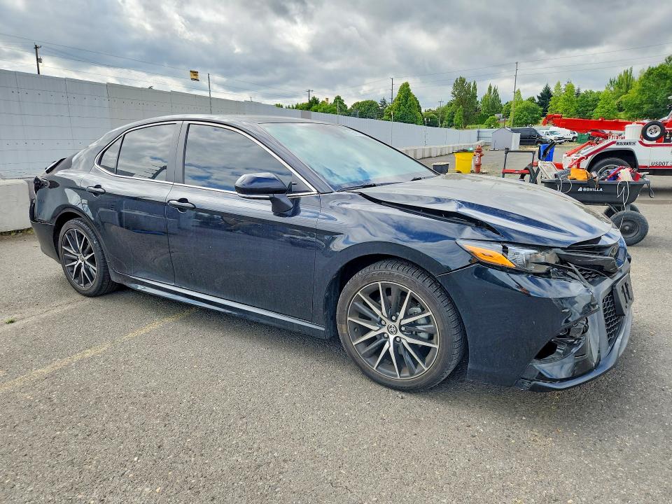 Photo 4 from auction – 2023 TOYOTA CAMRY with VIN 4T1G11BK9PU079909