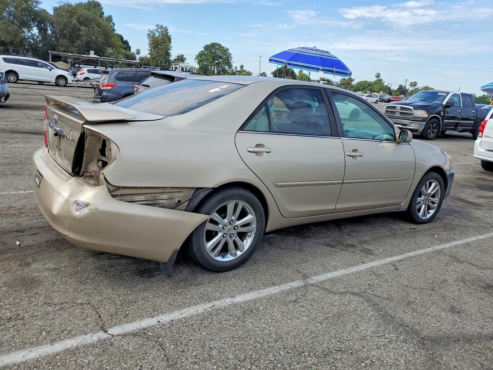 Photo 3 from auction – 2004 TOYOTA CAMRY with VIN 4T1BE32K64U863731