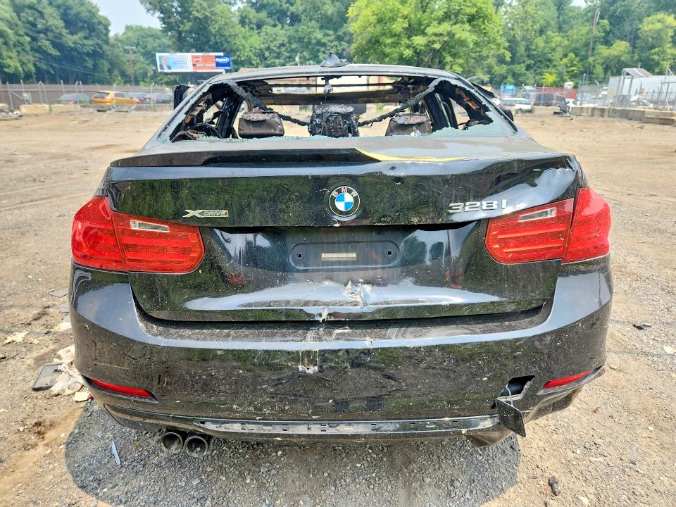 Photo 6 from auction – 2014 BMW 328 with VIN WBA3B5G56ENS09112