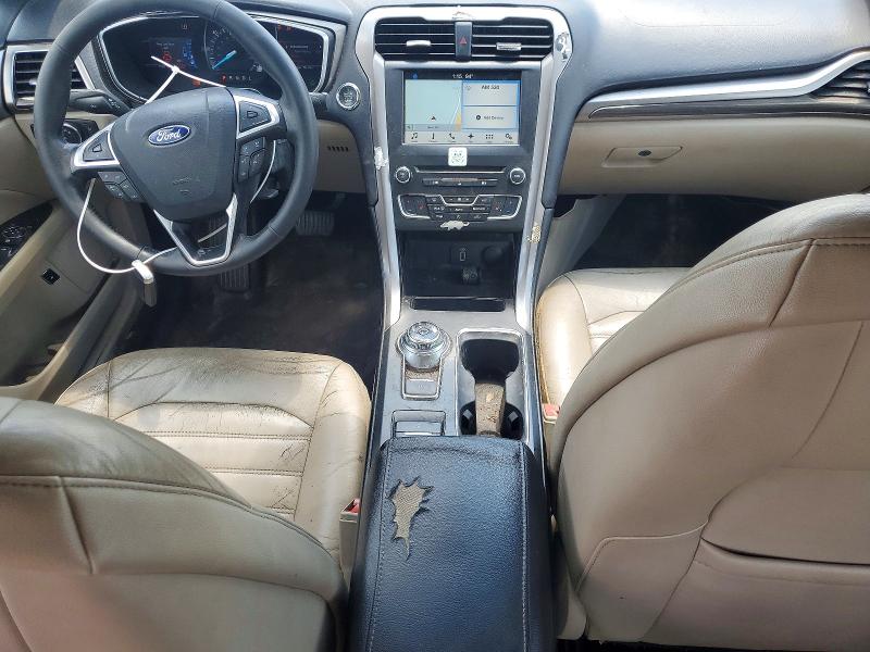 Photo 8 from auction – 2017 FORD FUSION with VIN 3FA6P0LU0HR108088