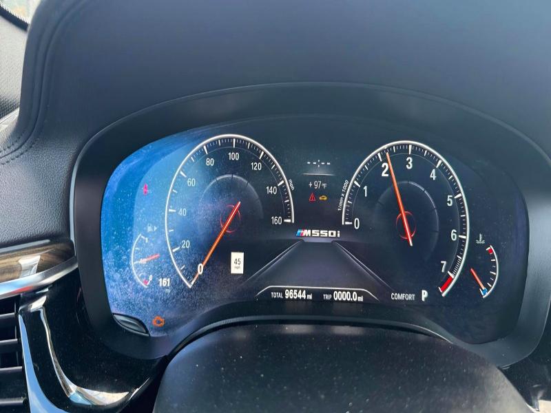 Photo 9 from auction – 2019 BMW M550XI with VIN WBAJB9C53KB287994