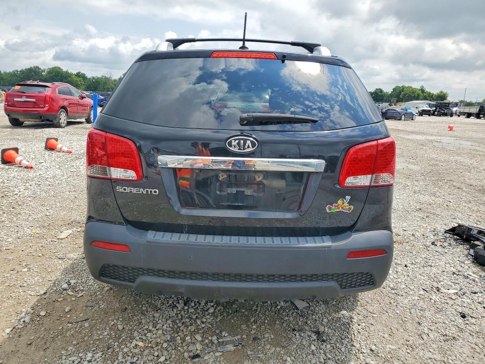 Photo 6 from auction – 2013 KIA SORENTO with VIN 5XYKT3A65DG417005