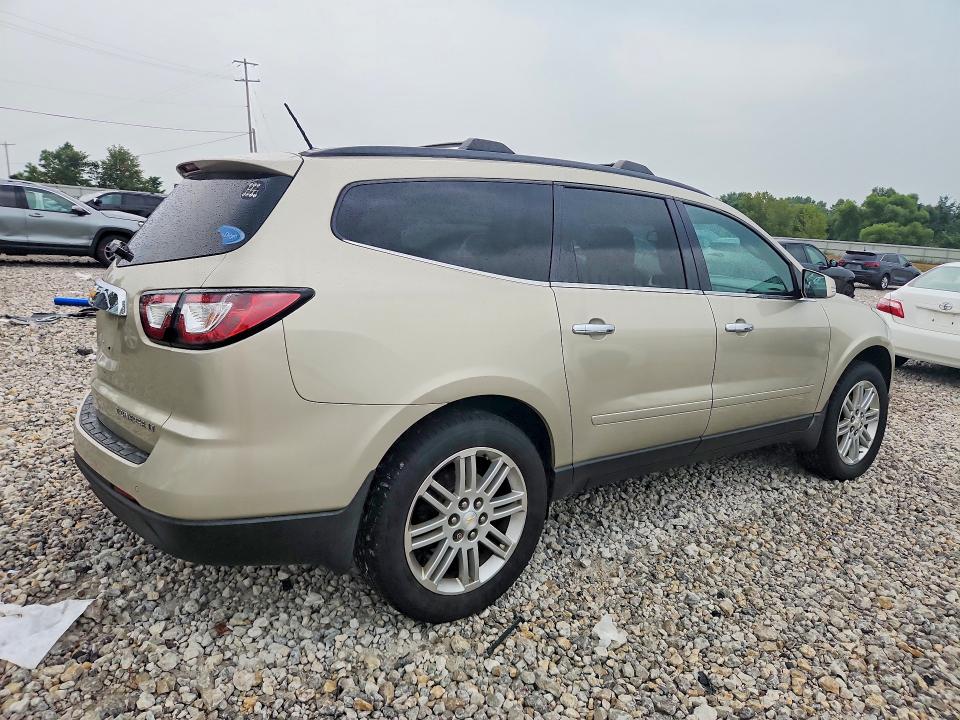 Photo 3 from auction – 2015 CHEVROLET TRAVERSE with VIN 1GNKRGKD4FJ296464