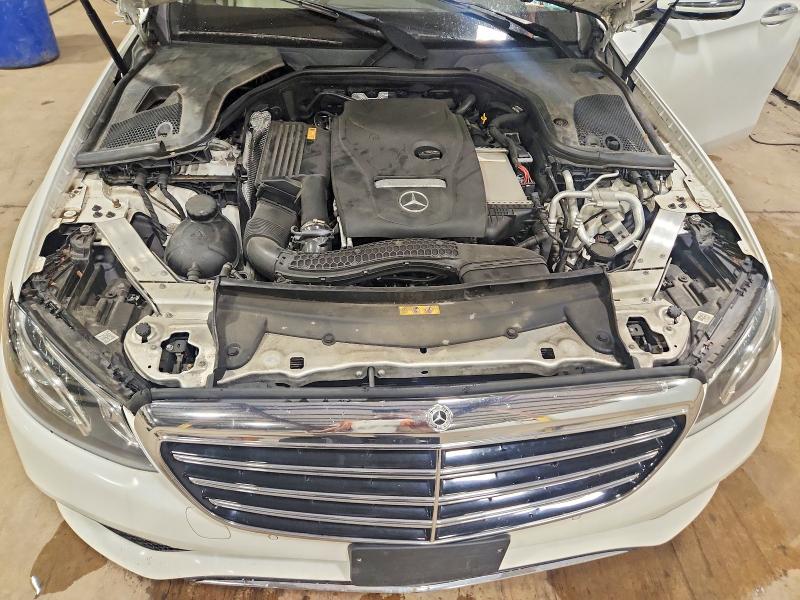 Photo 11 from auction – 2018 MERCEDES-BENZ E with VIN WDDZF4KB6JA392396